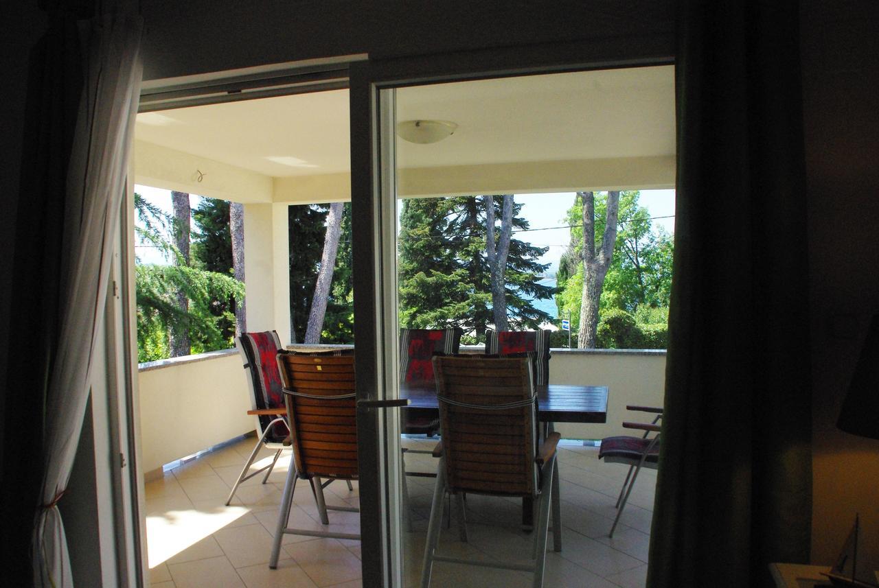 Apartments Atrium Malinska Exterior foto