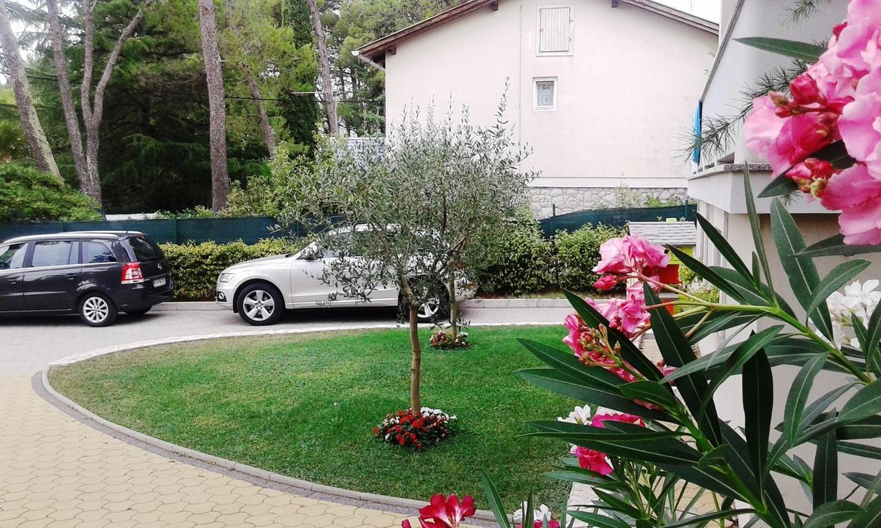 Apartments Atrium Malinska Exterior foto